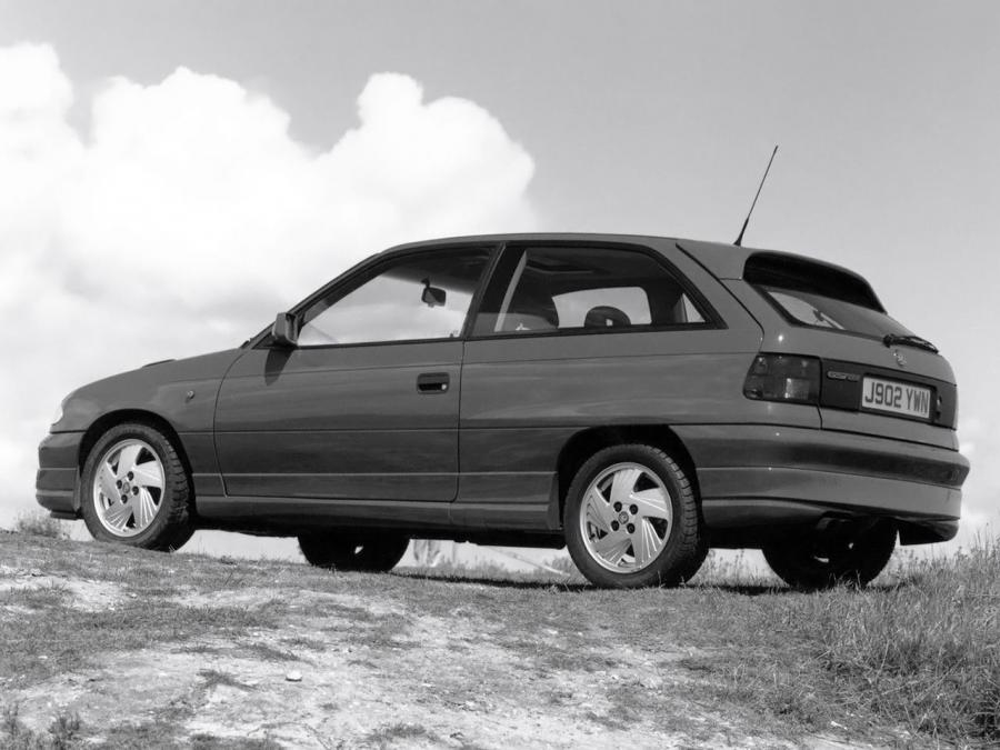  Vauxhall Astra GSi 1991 года  (фото 2 из 3)
